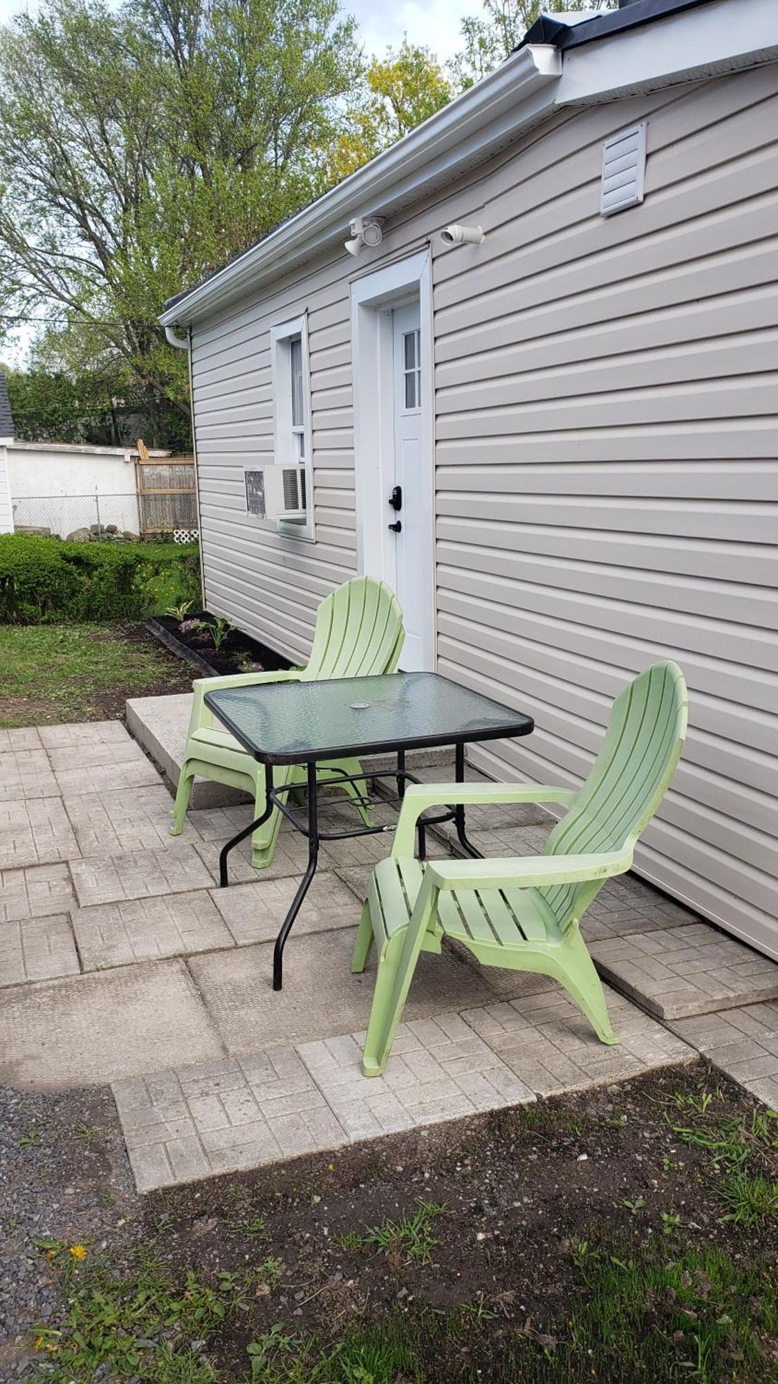 Cozy Home On A Quiet Street Minutes To Dt Kingston Exterior foto