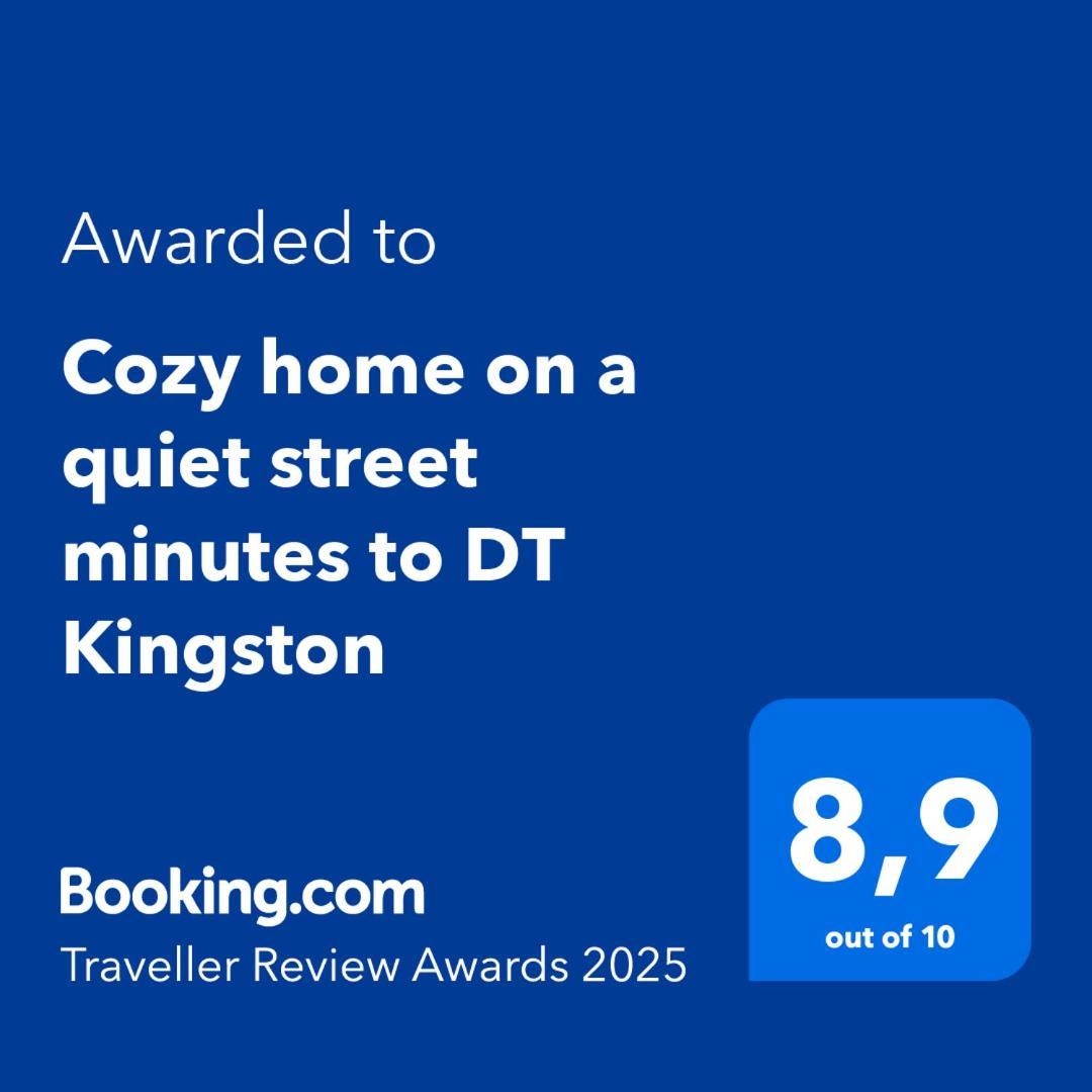 Cozy Home On A Quiet Street Minutes To Dt Kingston Exterior foto