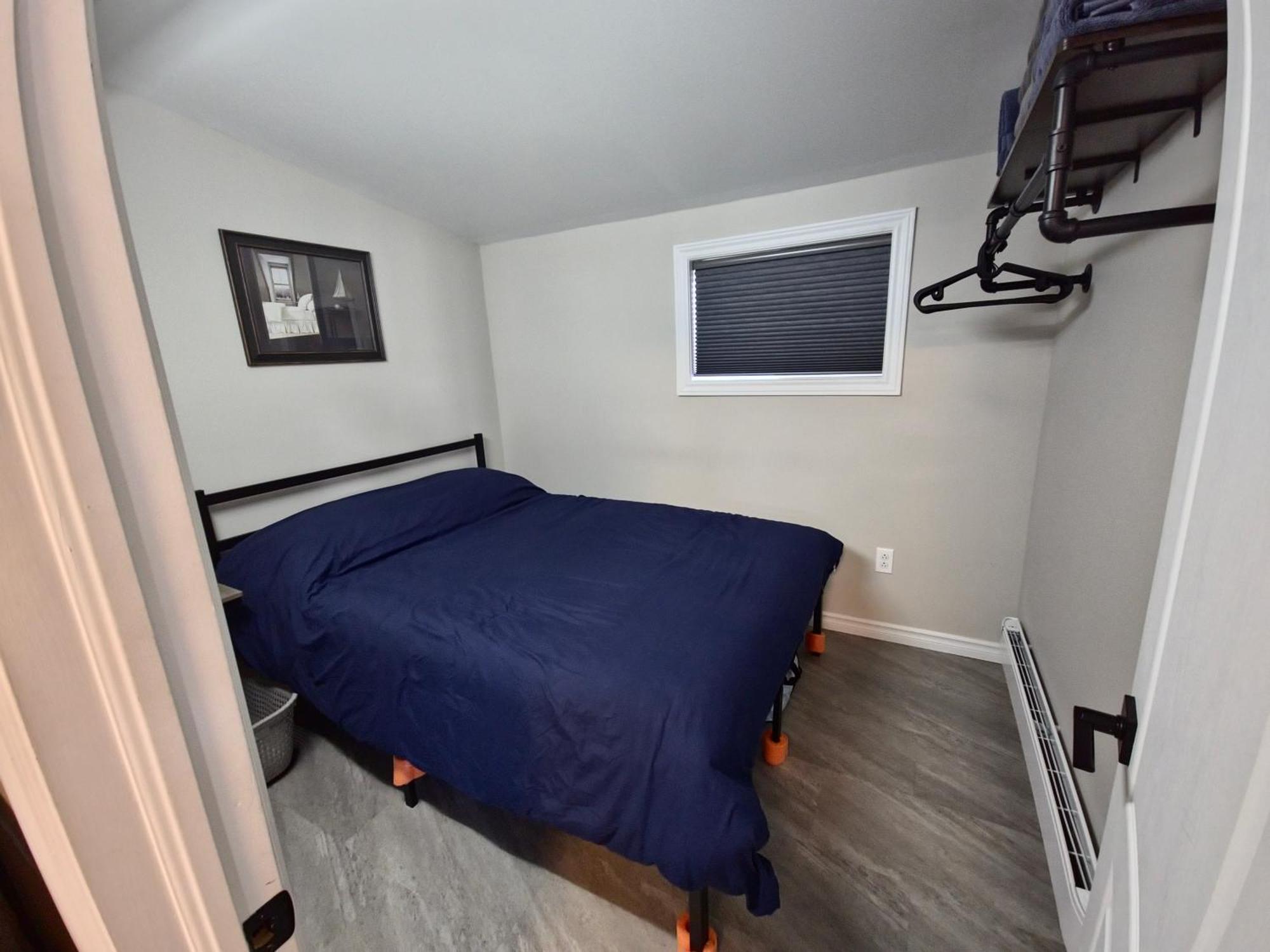 Cozy Home On A Quiet Street Minutes To Dt Kingston Exterior foto
